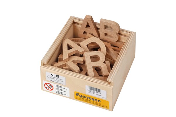 Art. EH 2850/HB Großbuchstaben aus Holz Größe 5 cm in einer Holzbox